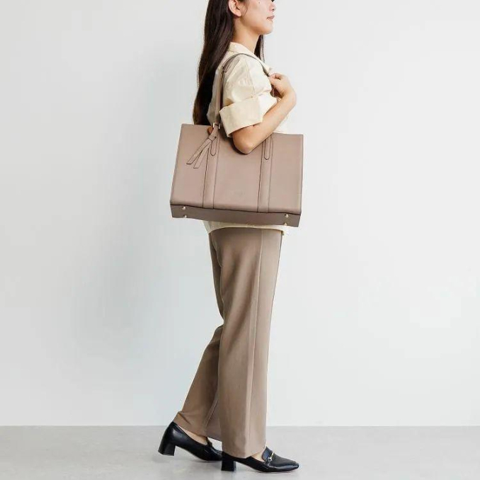 Jewelna Rose フィンリーレザートート♪｜WORK STYLE BEAUTIES｜アトレ