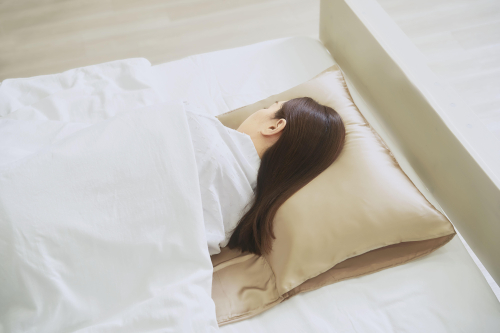 贅沢シルク100％で豊かな眠りを✧˖°