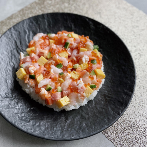 ひな祭り　海鮮バラちらし寿司