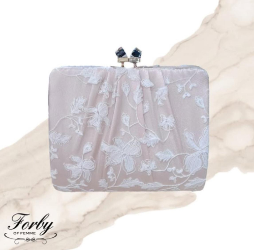【2階 Forby OF FEMME】片手で開けられる、がま口バッグ