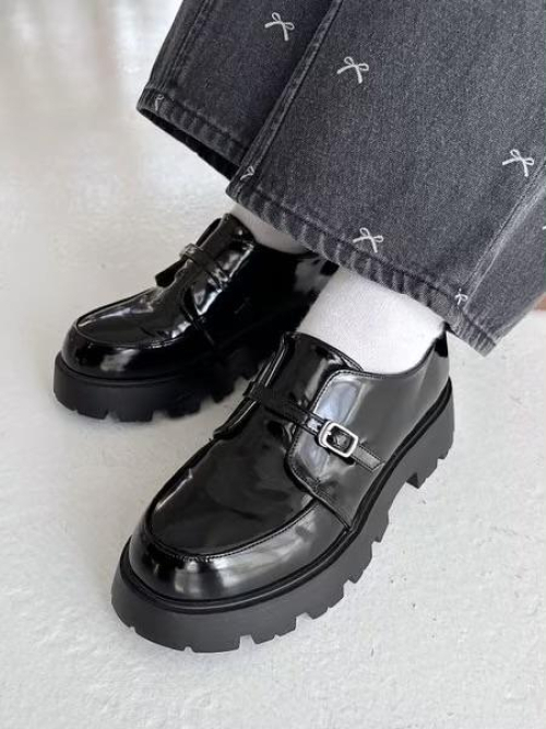 定番の人気シューズのご紹介♡