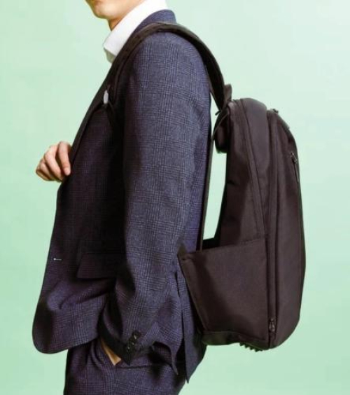 AIR Back Pack 背中空間リュックのご紹介☆