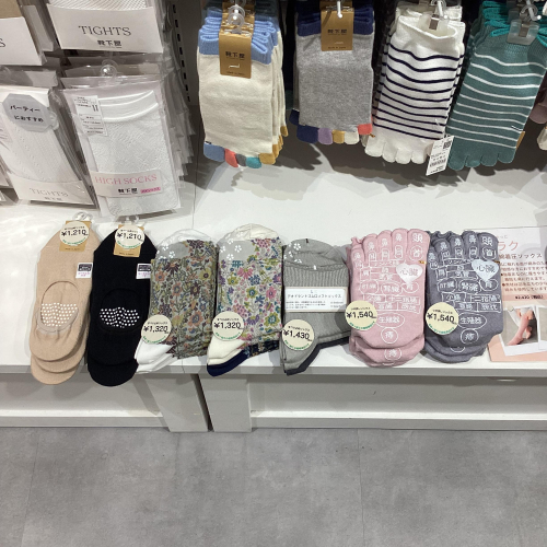 すべり止め付きソックス再入荷しました🤲🏻