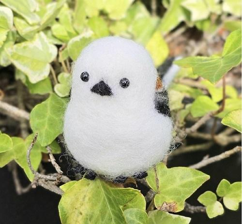 羊毛フェルトでシマエナガを作ろう