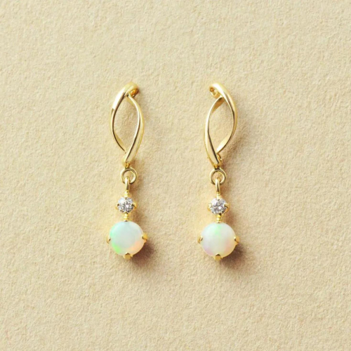 新作ピアス🌟