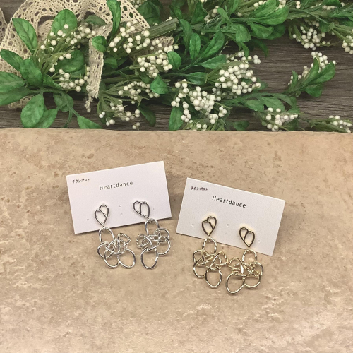 ✨エアリーノットスイングピアス✨