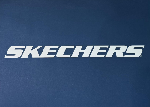 SKECHERS！！！