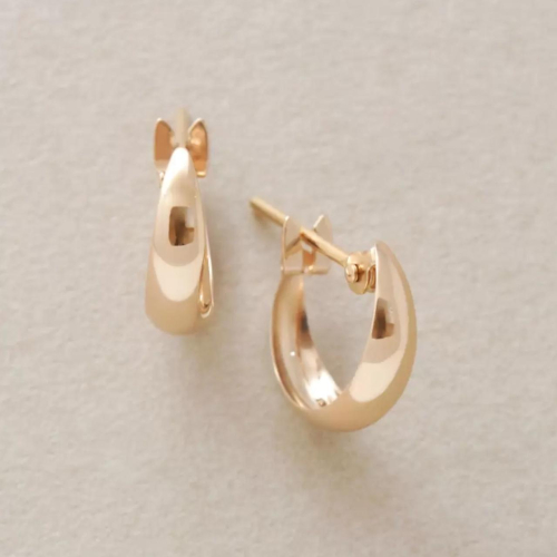 人気の月甲ピアス🌙