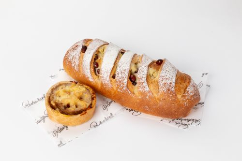 いばらき、いただき！茨城県産 レンコンステーキのキッシュ、紅はるかと大納言ブレッド