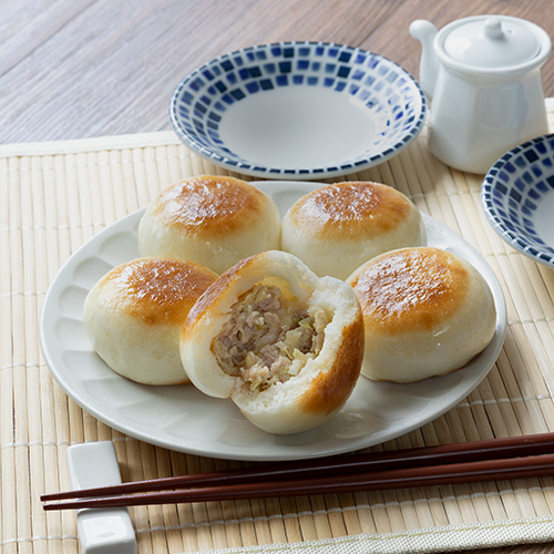 復刻⭐︎焼き餃子まん　販売中！