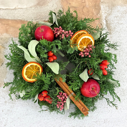 フラワーレッスンのお知らせ〜Colorful Christmas Wreath Lesson〜