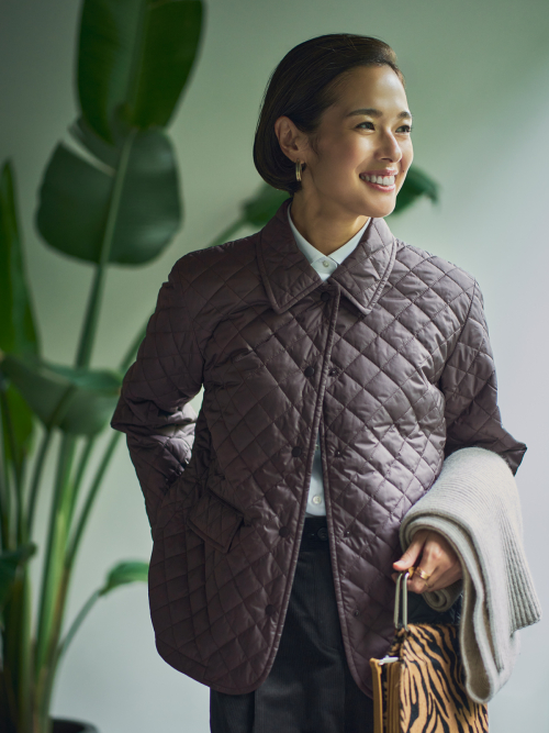 軽くて暖かい【キルティングコート】