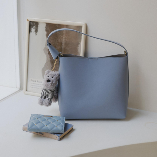 便利な4WAY仕様のショルダーバッグ