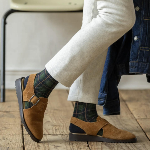 ⁡ 【チェックが似合う季節🧦🍁】