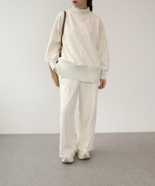 新作のパンツ入荷しました♪