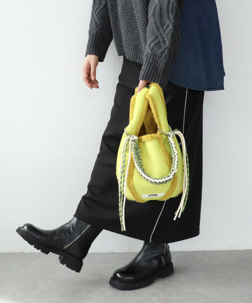 新作のバッグ入荷しました♪
