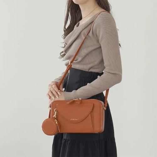 Jewelna Rose　ヴィクシーショルダーバッグ♪