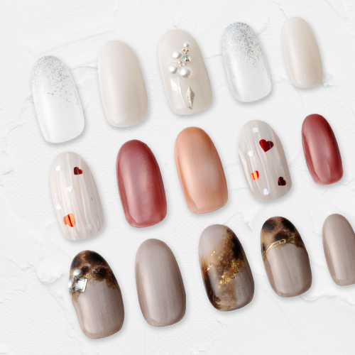 新作ネイルデザインの紹介