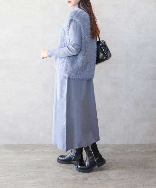 新作のベスト付きワンピース入荷しました♪