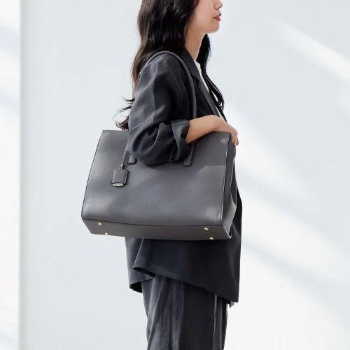 Jewelna Rose OLバッグエト♪