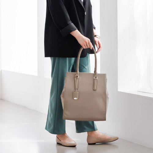 Jewelna Rose OLバッグエト エアリィ♪