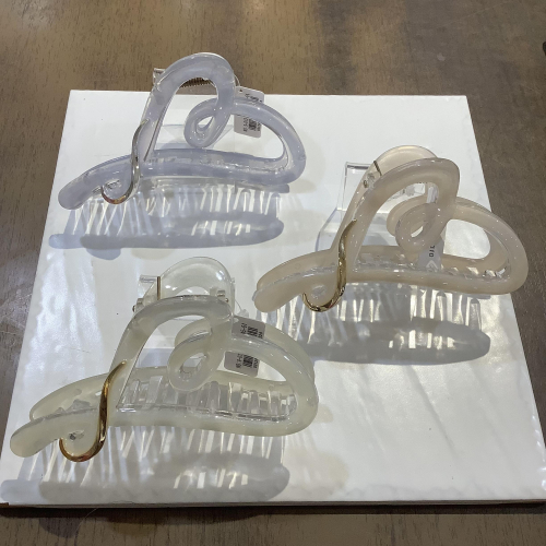 メタル付きハートバンスクリップ💖