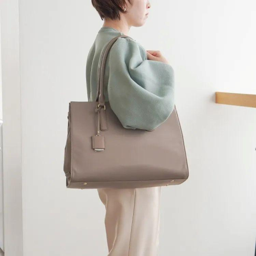 Jewelna Rose OLバッグエト エアリィ♪