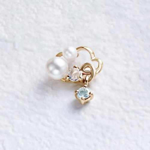 もくもく雲のソロピアス☁️🩵