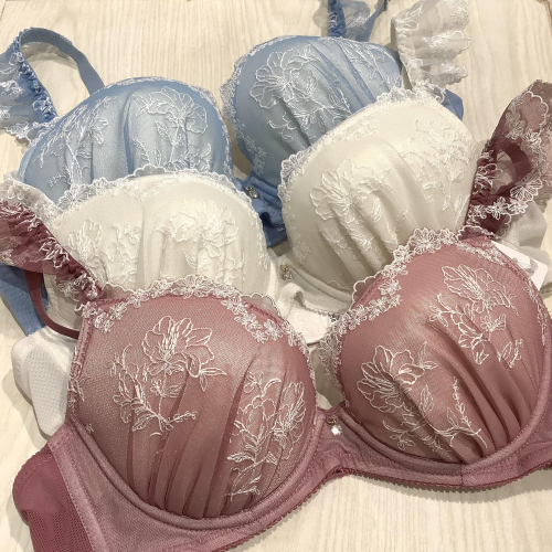 フリルたっぷり♡プチプラブラ