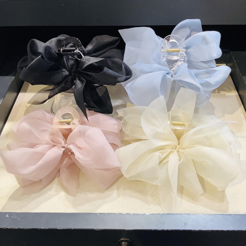 ラインストーン付きシフォンバンスクリップ💎