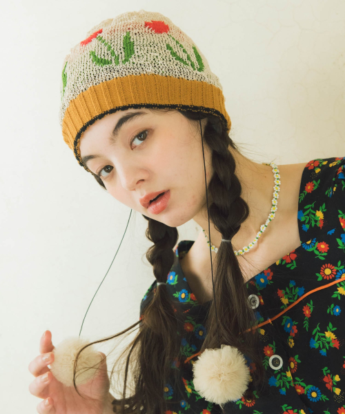 春に被りたいチューリップニット