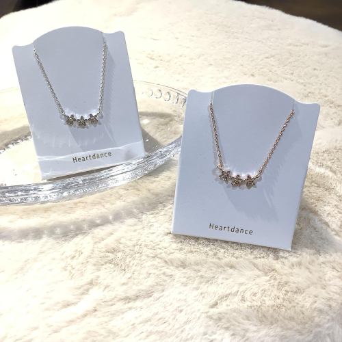 3つ花プチペンダント🌸