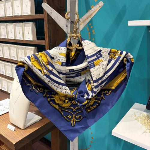 ～HERMES　スカーフ～