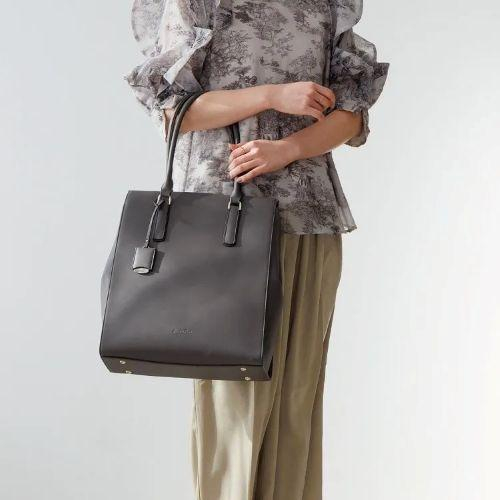 Jewelna Rose OLバッグエト♪