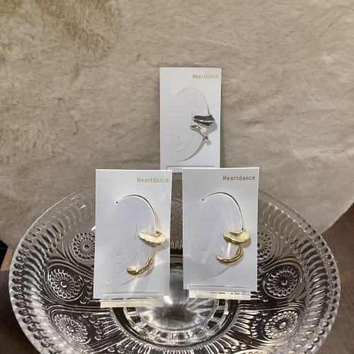 エポラインメタル2Pイヤカフ✨