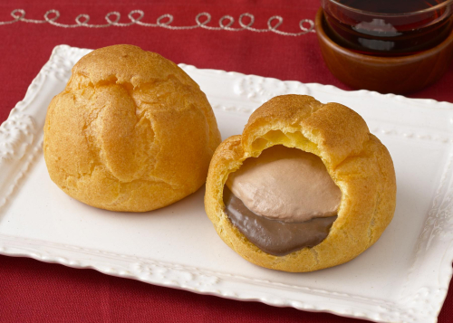 ジャンボシュークリーム（ガーナ）