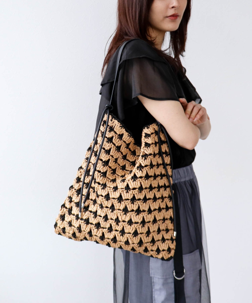 夏のお出かけにぴったりなBAGのご紹介です♪