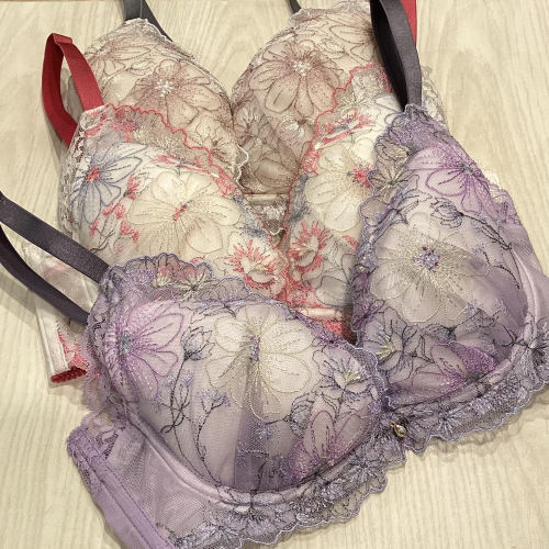 スッキリ見せ✨シュッとスタイルブラ🌸
