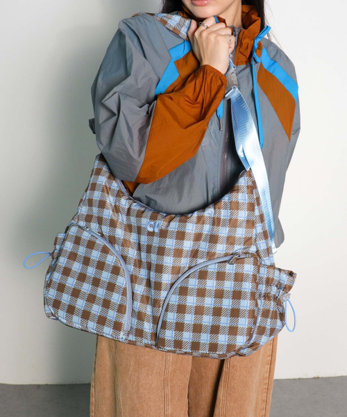 キュート☺︎BIGショルダーBAGのご紹介です♪
