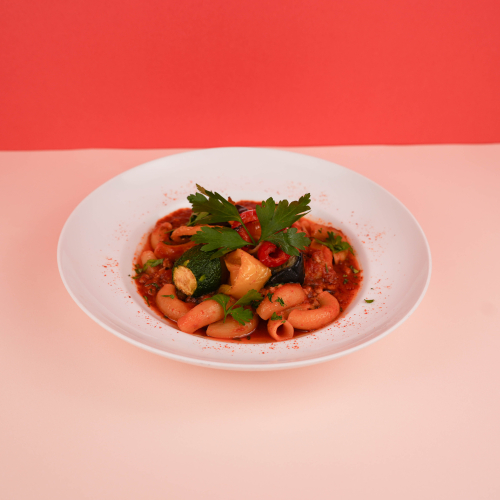 夏野菜とサルシッチャのアラビアータ「リガトーニ」