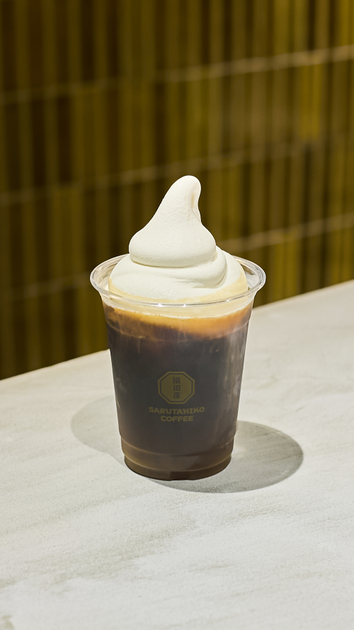 ソフトクリームコーヒーフロート