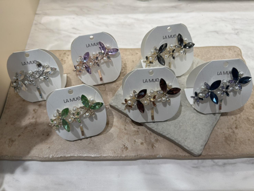 ☆再入荷！フックポニー☆