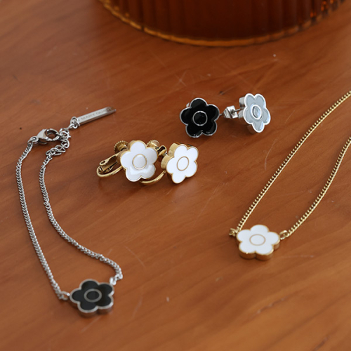 【MARYQUANT】新作アイテム入荷