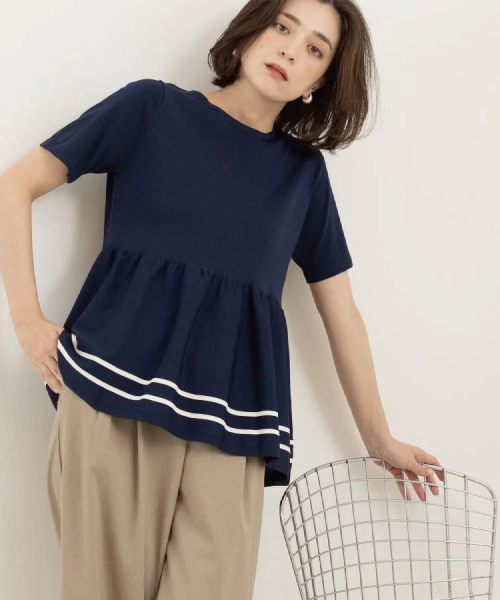 おすすめ♡ペプラムニット