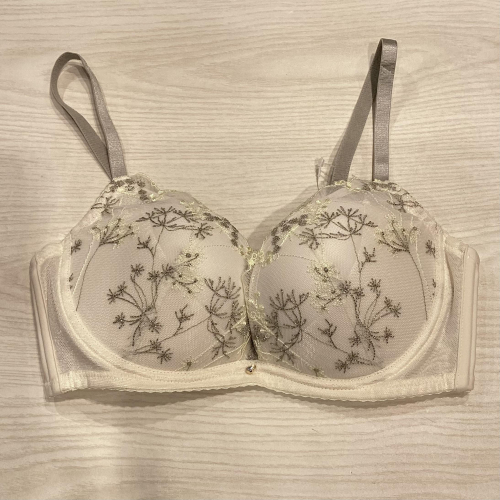 サイドすっきり✨再入荷カラー♡ノンワイヤーブラ