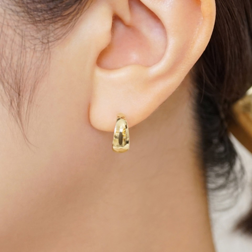 大人気！月甲ピアス🌙