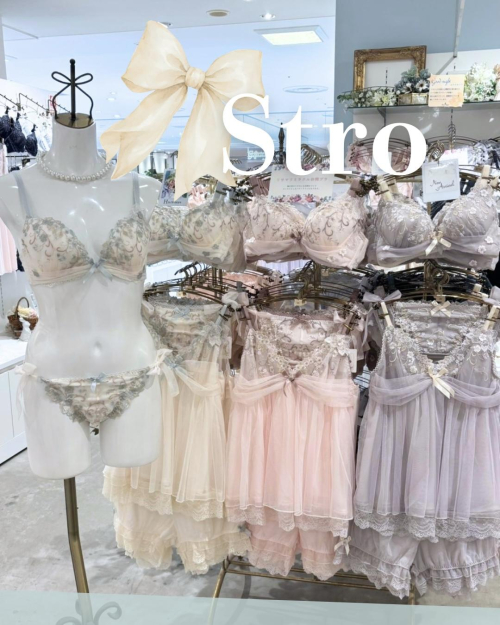 新作入荷♡ストロ