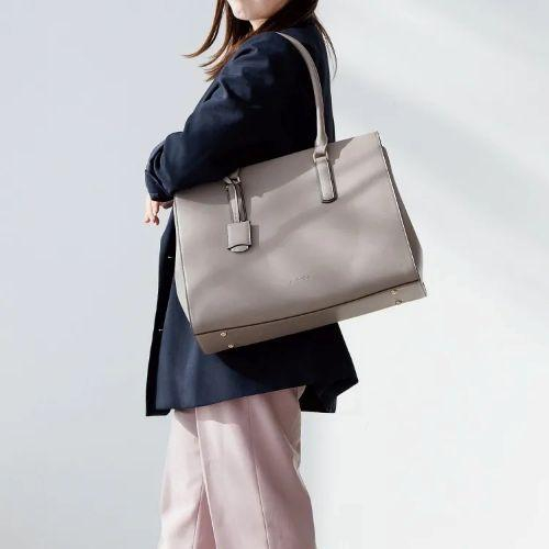 Jewelna Rose OLバッグエト♪
