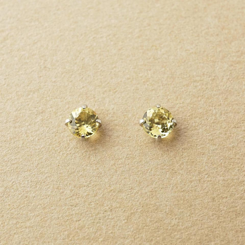 新作セカンドピアス💛